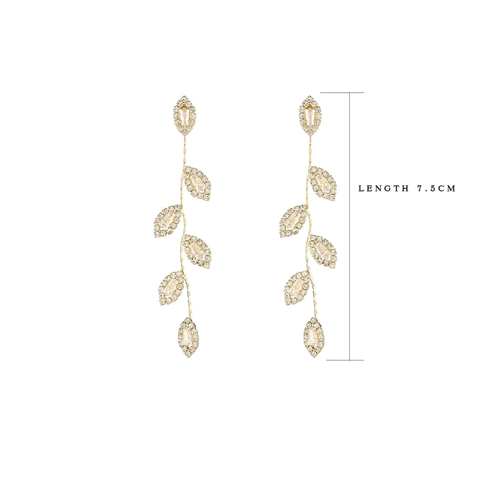 Earring with Leaf